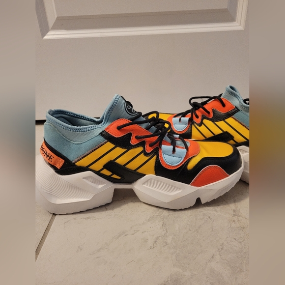 Hip and bone wave trainer pastel sky, size 11, brand new - Picture 6 of 10